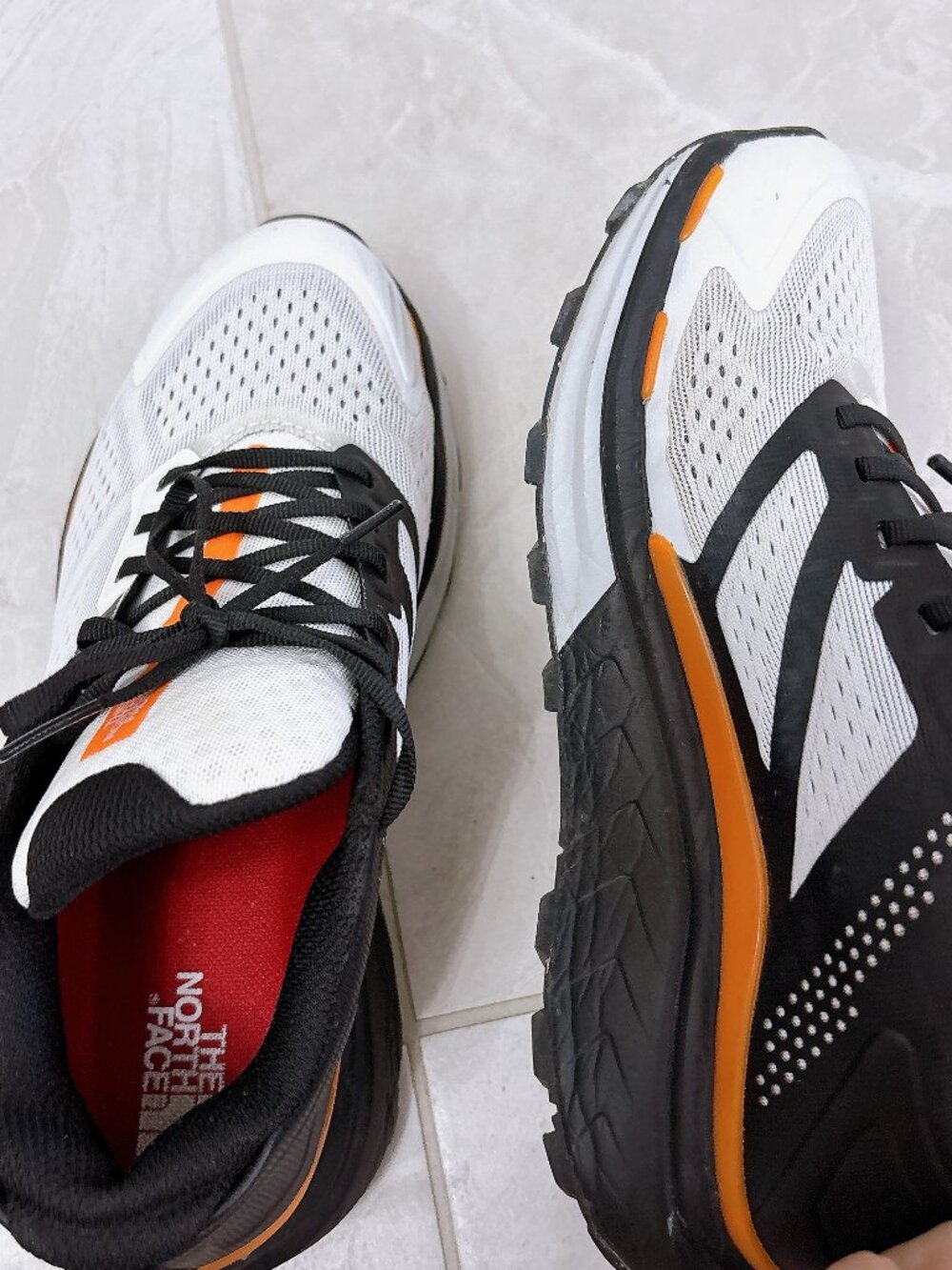 95% NEW THE NORTH FACE SHOES, SIZE 7 - Picture 2 of 6